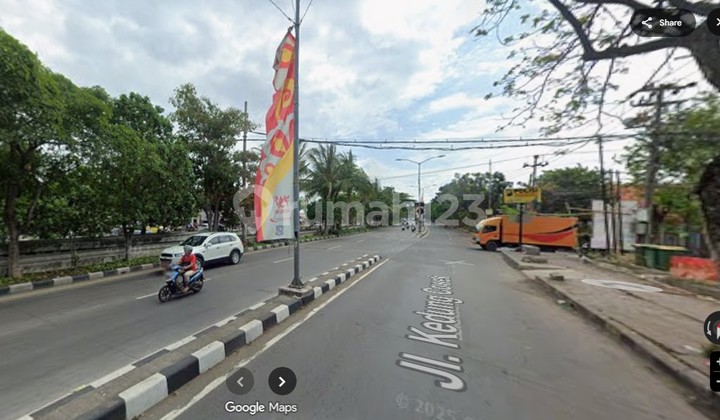 Warehouse for rent, zero, main road, good vehicle access, Kenjeran.