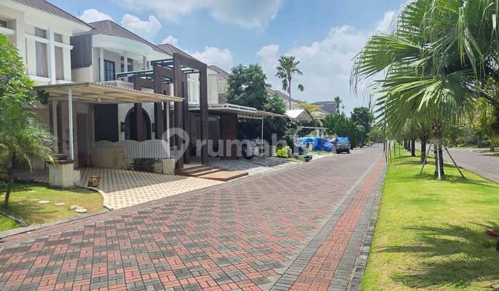 Strategic Location Home in Pakuwon Indah with Pool and Playground Facilities 2