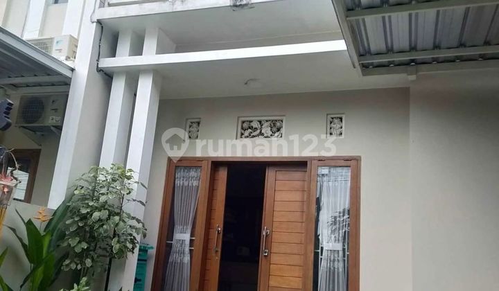 Dijual Rumah Minimalis Modern Lantai 2 Lokasi Strategis Ubung 2