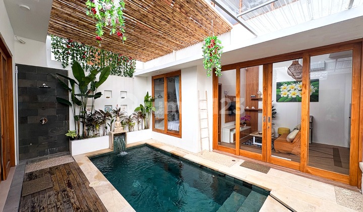 Ready Unit Siap Huni Villa Mewah Lokasi Strategis Kerobokan