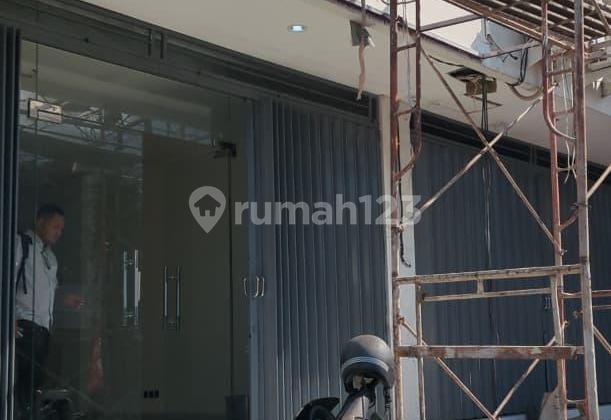 Ready to Occupy Unit 3rd Floor Shop House Strategic Location Gatot Subroto 2