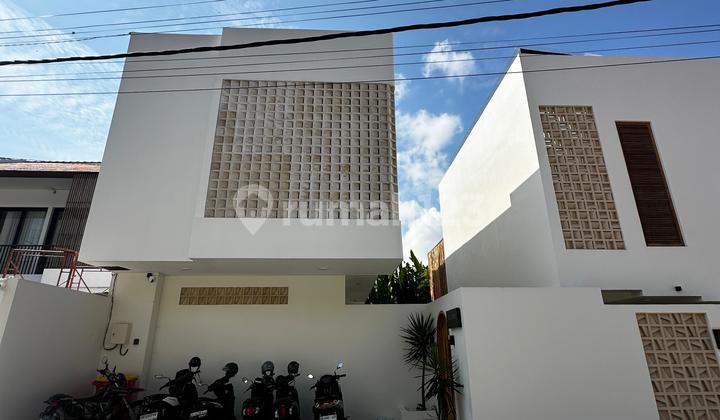 Ready Unit Villa Mewah Full Furnished Lokasi Strategis Canggu