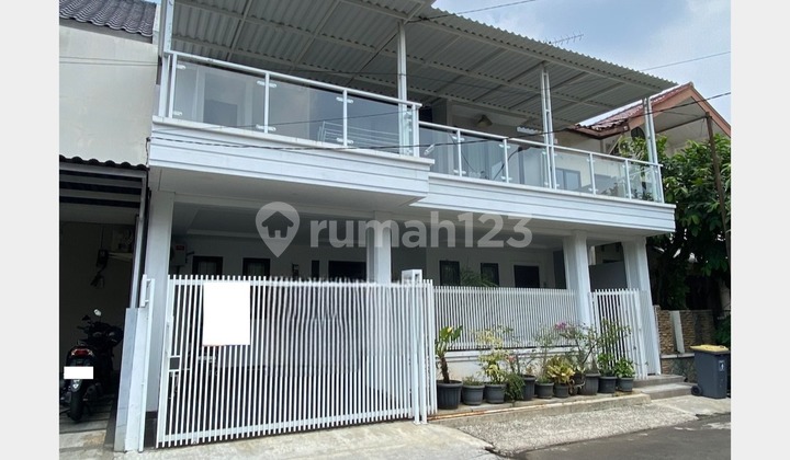 Rumah Bagus Fully Furnished di Bintaro Sektor 9, Tangerang Selatan Rumah Bagus Fully Furnished di Bintaro Sektor 9, Tangerang Selatan