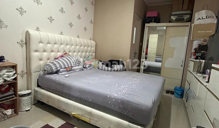 Rumah Semi Furnished di Cluster Malibu Gading Serpong, Tangerang