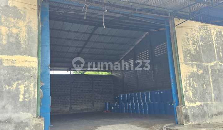 Gudang Siap Pakai Pinggir Jalan Raya di Rajeg, Tangerang
