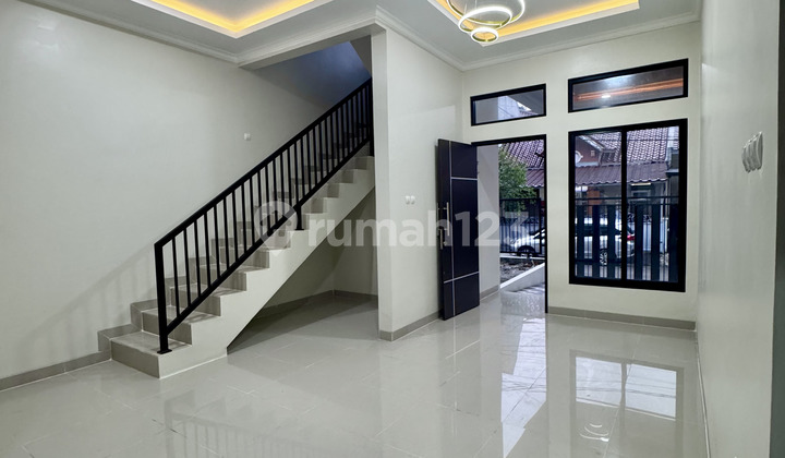 Rumah Brand New 2 Lantai di Regency Melati Mas, Tangerang Selatan Rumah Brand New 2 Lantai di Regency Melati Mas, Tangerang Selatan