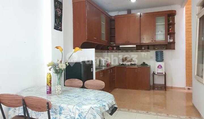 Rumah Siap Huni di Paradise Serpong Dekat Unpam Viktor Rumah Siap Huni di Paradise Serpong Dekat Unpam Viktor