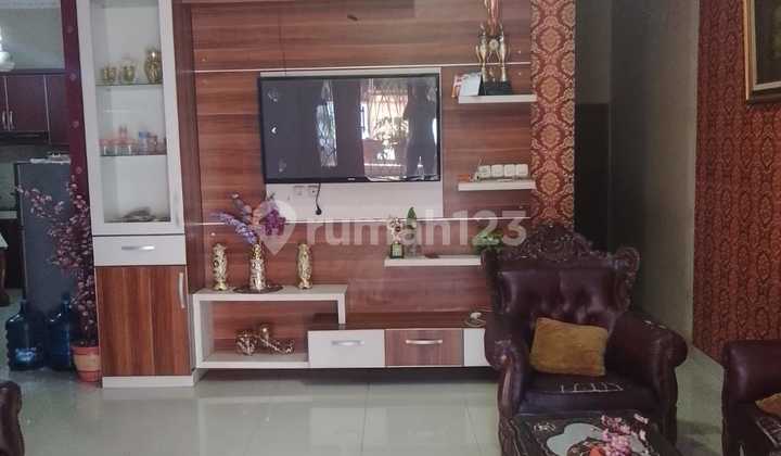 Rumah 2 Lantai di Komplek Pinang Griya Permai, Tangerang