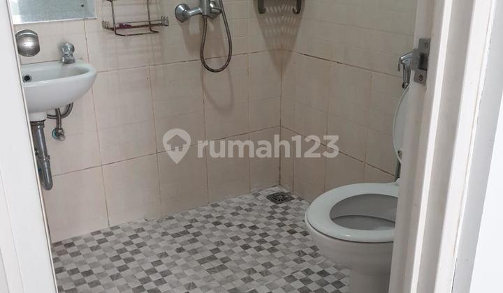 Rumah 6 BR di Cluster Anartha Vanya Park, Tangerang Selatan 2