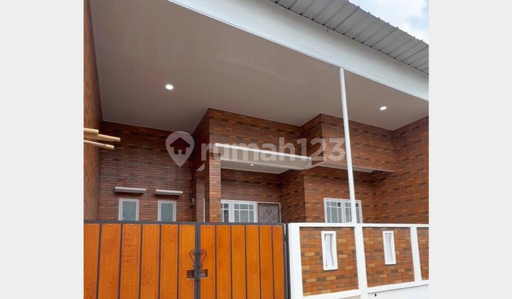 Rumah Bagus Rapi Murah di Villa Melati Mas, Tangerang Selatan