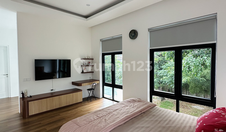 Rumah 3 Lantai di Sutera Amarylis Alam Sutera, Tangerang Selatan