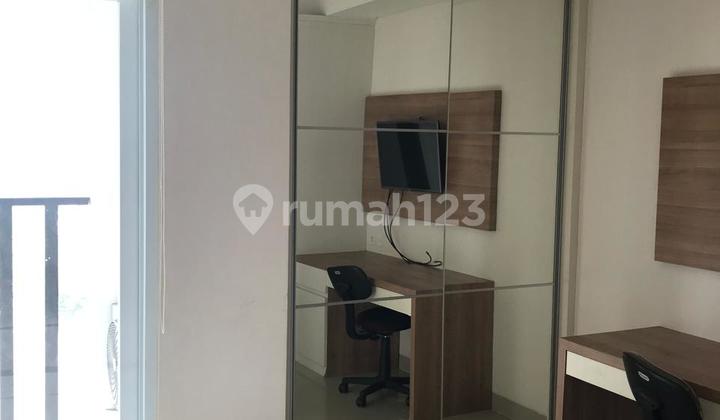 Apartemen Studio Skyline/Vega View Kolam Renang Furnished 2