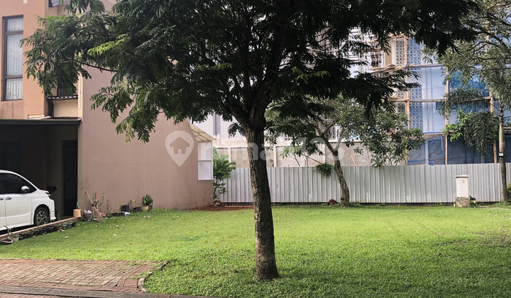 Hook Lot in Foresta Primavera BSD Park, South Tangerang Hook Lot in Foresta Primavera BSD Park, South Tangerang
