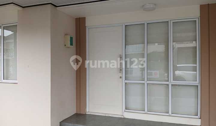 Rumah 3 BR di Cluster Aster 2 Paramount Petals, Tangerang 2