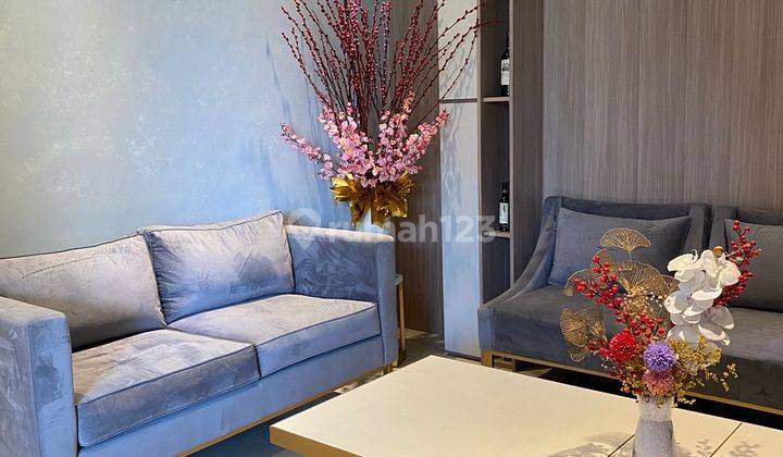 Rumah 3 Lantai Furnished di Alam Sutera Feronia, Tangerang 1