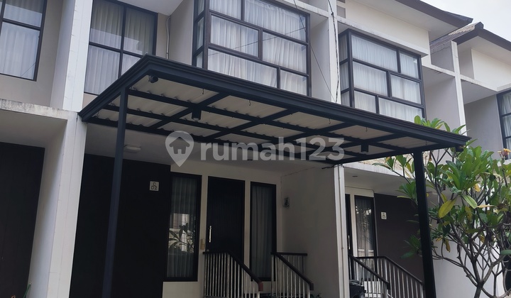Rumah Furnished di Cluster The Villas Serpong, Tangerang Selatan Rumah Furnished di Cluster The Villas Serpong, Tangerang Selatan