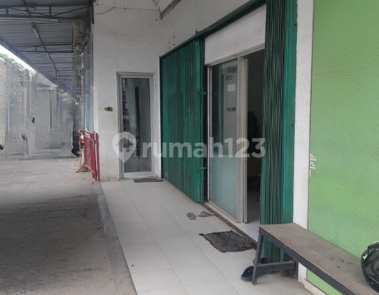 Rumah di Pinang Tangerang Lokasi Depan Jalan Strategis 