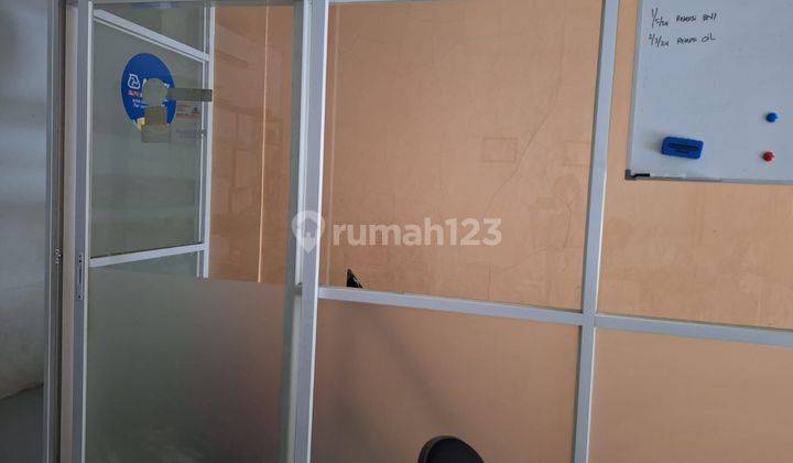 Ruko di KH Hasyim Ashari Cipondoh Tangerang Hadap Jalan  1