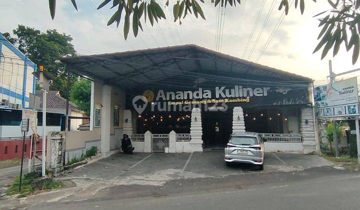 Ruang Usaha Rumah Makan di Sunan Drajat Sumber, Cirebon 1