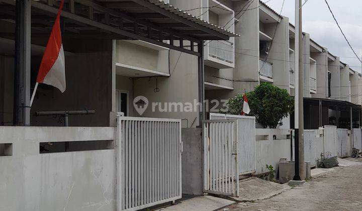 Disewakan Rumah 2 Lantai di Gading Griya Lestari Jakarta Utara 1