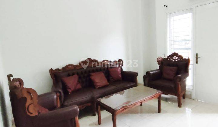 Diajual Rumah 2 Lantai Bagus SHM di Kemang Pratama, Bekasi 2