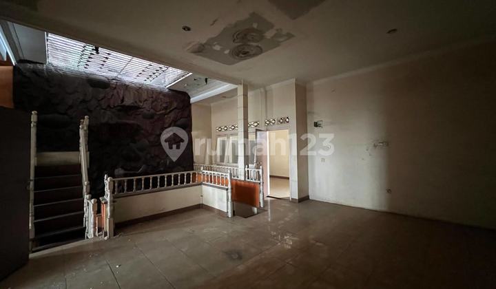 Disewakan Ruko 3 Lantai di Perumnas, Cirebon 2