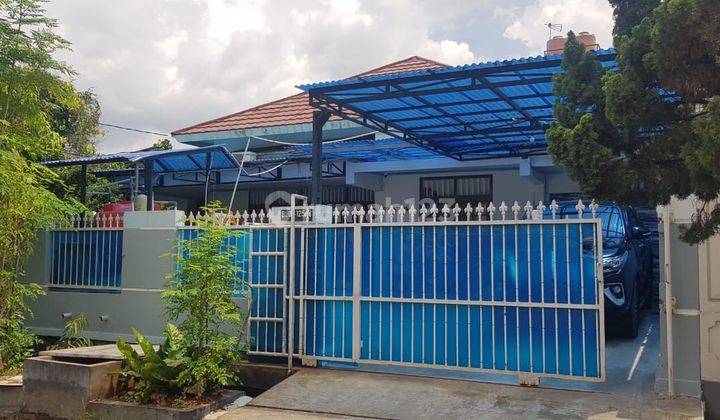 Siap Huni, Rumah 2 Lt Di Kav Dki 2