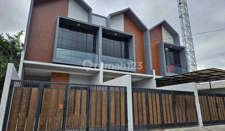 Rumah Siap Huni 2 Lt. Di Kav Dki 1