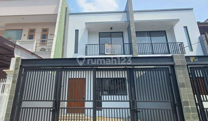 Rumah 2 Lt Siap Huni Di Kav Dki 1