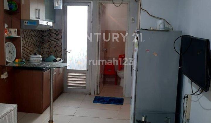 Apartment Gading Nias Residence Lantai Sedang 1