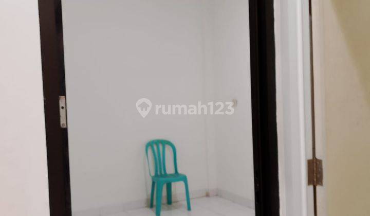 Rumah 2 Lt Semi Furnish Siap Huni Taman Semanan Indah Harga Murah 2