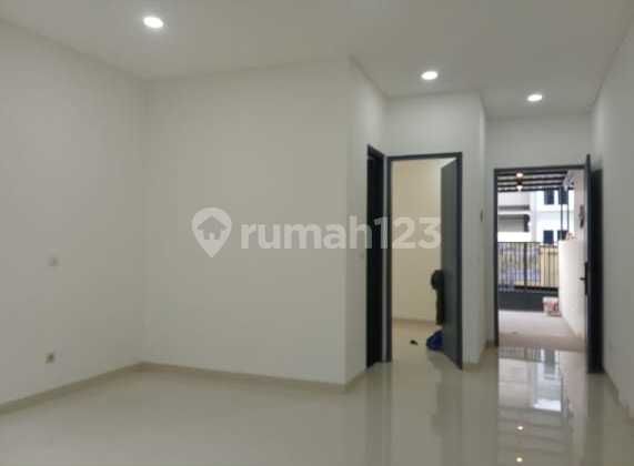 Rumah Cantik Siap Huni Met Land Puri Strategis 2