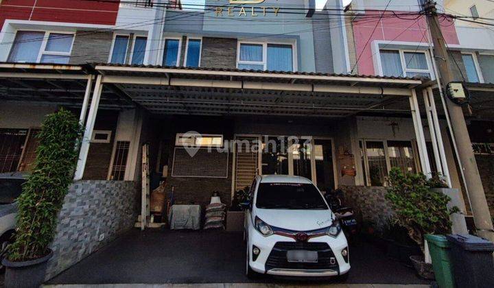 Rumah 2 Lantai Full Furnish Jakarta 1