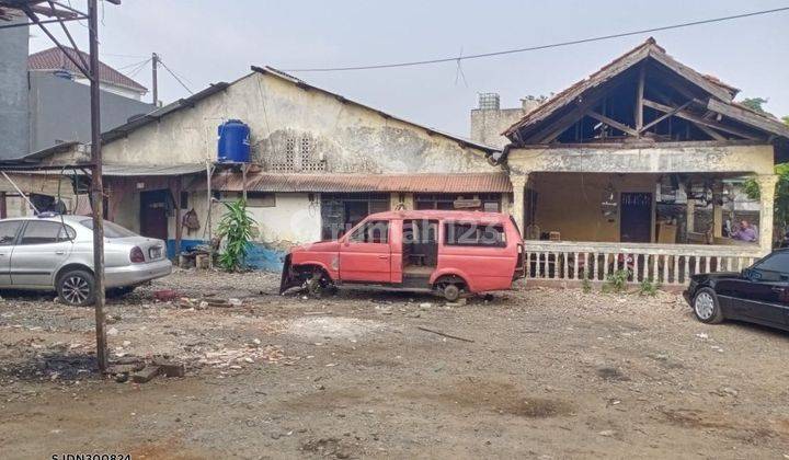 di Jln Kelapa Dua Wetan Ciracas, Jakarta Timur 2