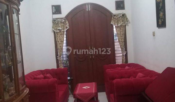 Dijual Cepat Rumah 2 Lantai di Dukuh Zamrud, Bekasi Timur 2