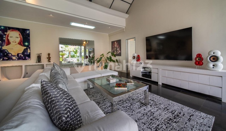 Leasehold Luxury Villa 4Br Sanur 800M To Beach Leasehold Luxury Villa 4Br Sanur 800M To Beach