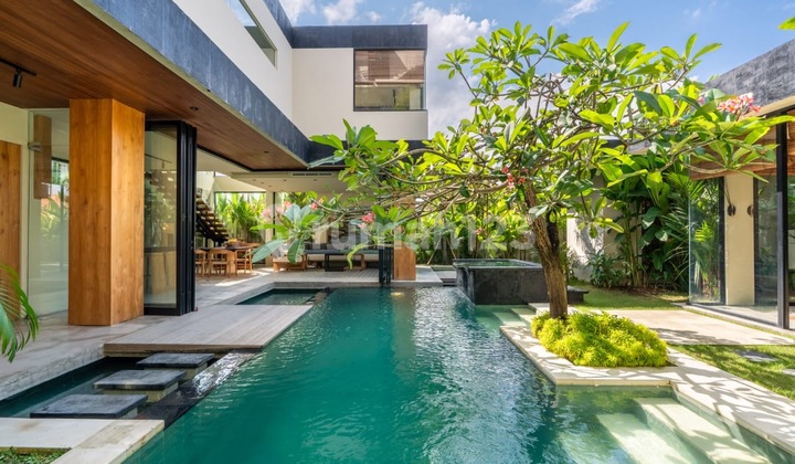 Modern 3BR Villa Located in Sese Modern 3BR Villa Located in Sese