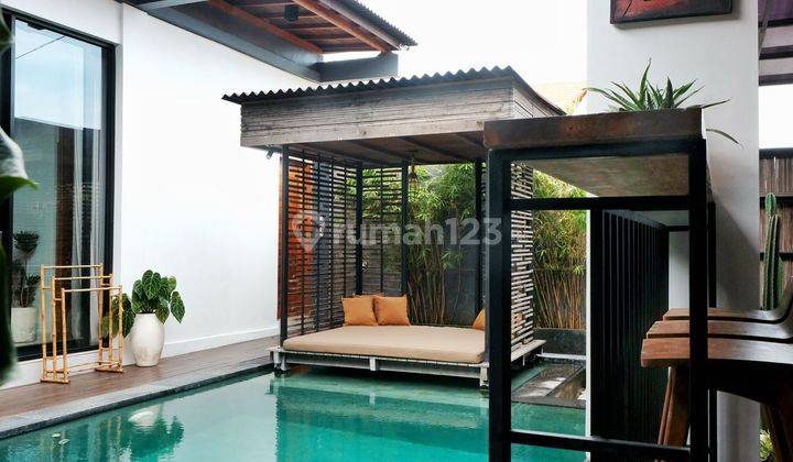 Dijual Villa 3BR di Canggu Fully Furnished Lt 200 M2 SHM 1