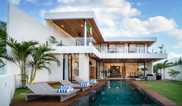 LUXURY VILLA 5BR PADANG LINJONG CANGGU LUXURY VILLA 5BR PADANG LINJONG CANGGU