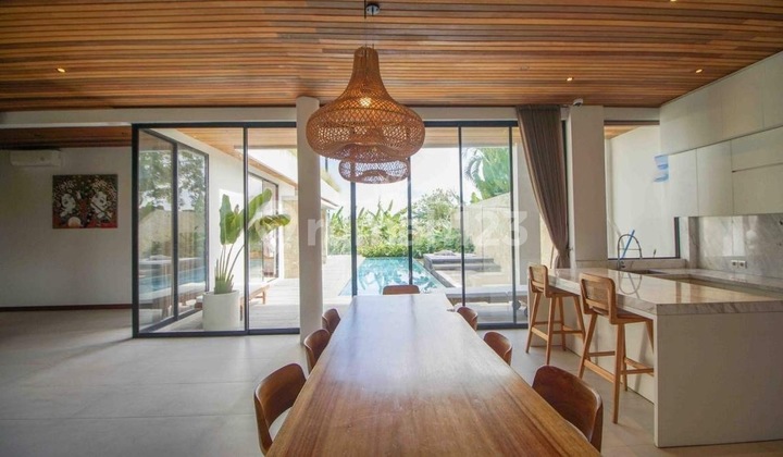 Villa luxury 4kamar dengan pemandangan alam Villa luxury 4kamar dengan pemandangan alam