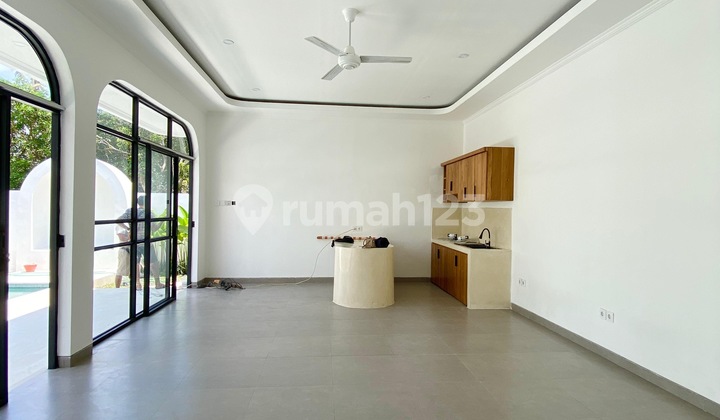 MODERN NEW VILLA 2BR TROPCAL LONG LEASED CLOSE TO FINNS CLUB UNFURNISHED 