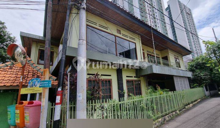 Rumah 2 Lantai SHM di Jalan Salemba Tengah Vi, Jakarta Pusat 1