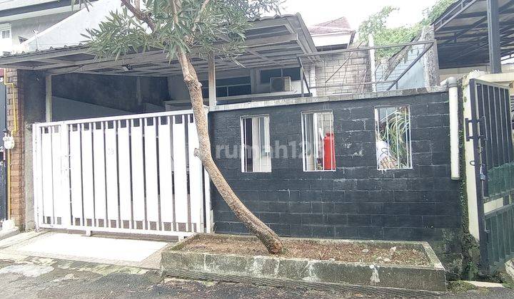 Dijual Rumah 2 Lt di jl. Bhisma 1