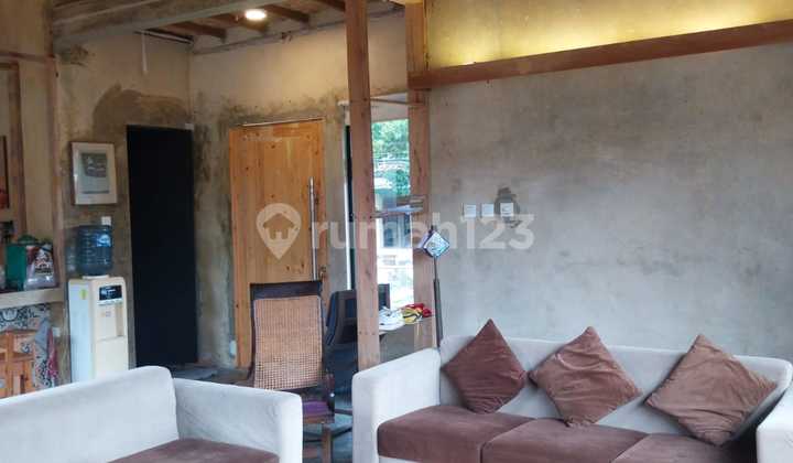 Dijual Rumah bernuansa Villa di Kampung Sasak