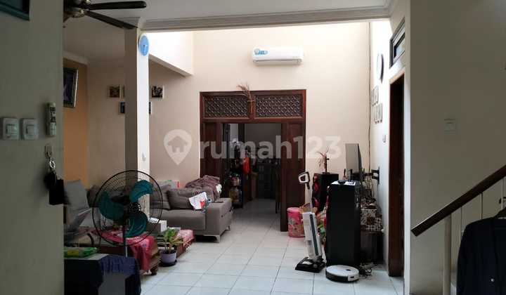 Dijual Rumah Tinggal di Komplek Legenda Wisata, Cibubur 2