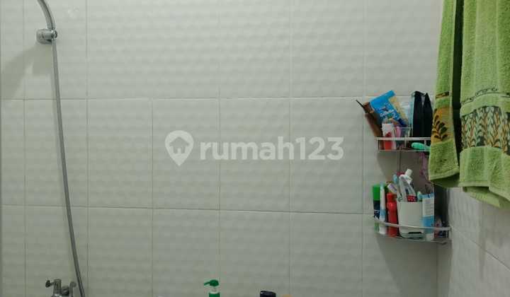 Dijual Rumah Rapi dan Nyaman di Kayu Manis Residence, Parakan Jaya, Kemang, Bogor 2