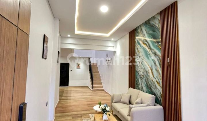 Luxury House for Sale Ready to Occupy in Cibinong with Electric Car Bonus 2