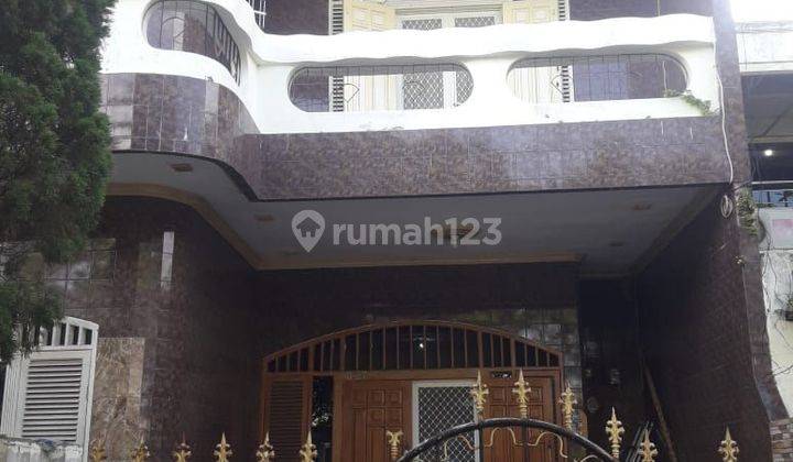 Rumah 2 Lantai Bagus Shm 1