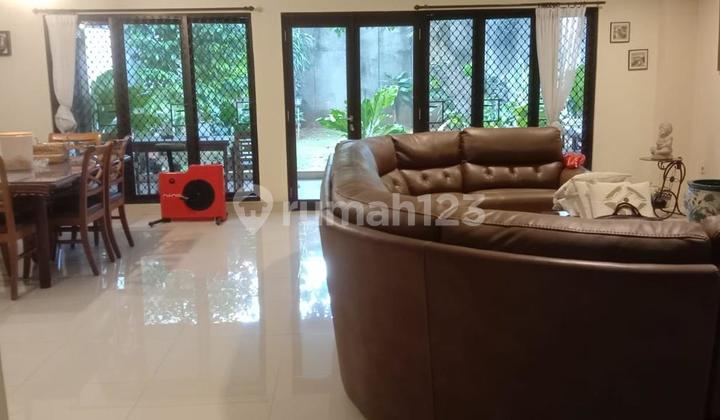 Rumah Kos2an Strategis, Tinggal Terusin Saja Incomenya Dijl. Prapanca, Kel. Pulo, Kec. Kebayoran Baru, Jakarta Harga Nego