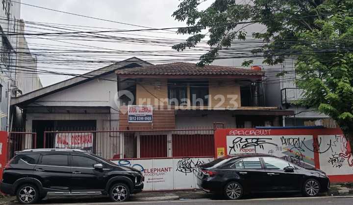 Gudang, Kantor dan Mess, strategis  siap pakai utk usaha lainnya di jln Ciputat Raya, Harga Nego 